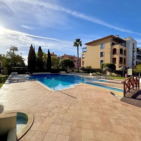 Victoria Boulevard With Pool By Homing Vilamoura