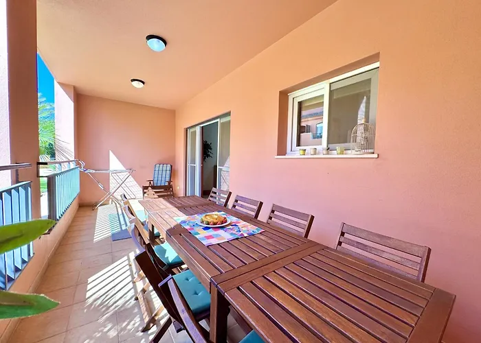 Apartmán Victoria Boulevard With Pool By Homing *