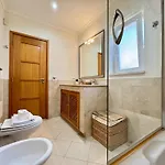 Apartman Victoria Boulevard With Pool By Homing *